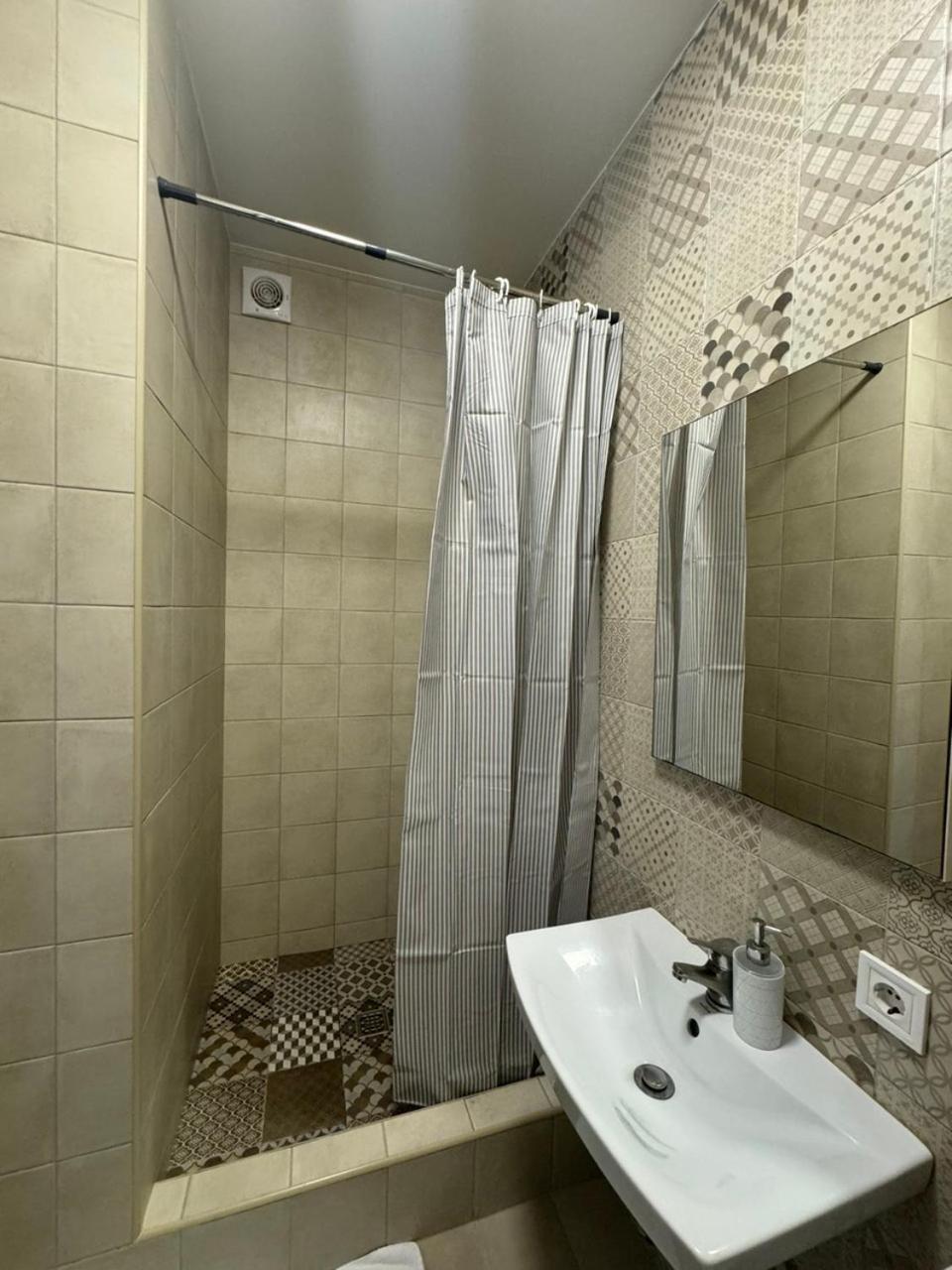 Solo Apartment Virmenska Kijów Zewnętrze zdjęcie